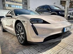 Outra Usado 2021 Porsche Taycan Sedan | € 54.950