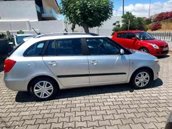 Cinzento Usado 2011 Skoda Fabia Carrinha | € 6.850 (Preço justo)