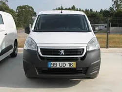 Branco Usado 2018 Peugeot Partner Monovolume | € 11.000 (Preço justo)