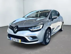 Cinzento Usado 2017 Renault Clio IV | € 12.200 (Preço justo)