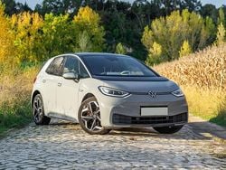 Cinza Usado 2020 VW ID.3 Pro Citadino | € 21.850 (Bom preço)
