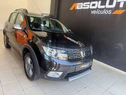 Preto Usado 2020 Dacia Sandero Stepway Citadino | € 13.990 (Preço justo)