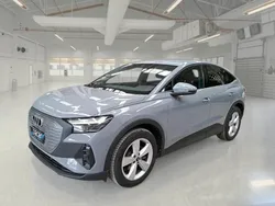 Cinzento Usado 2022 Audi Q4 Sportback e-tron Business SUV | € 30.999