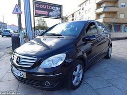 Preto Usado 2008 Mercedes B200 Monovolume | € 5.399 (Preço justo)