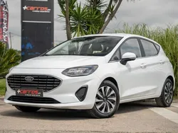 Branco Usado 2022 Ford Fiesta Vignale Citadino | € 13.890 (Preço justo)