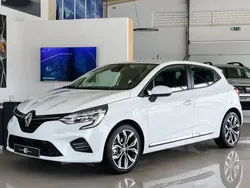 Branco Usado 2019 Renault Clio IV Intens Citadino | € 14.900 (Preço justo)