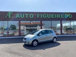 Cinzento Usado 2008 Toyota Yaris | € 10.950 (Caro)