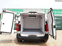 Branco Usado 2020 Opel Vivaro Van | € 23.900 (Caro)