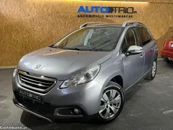 Branco Usado 2016 Peugeot 2008 Style SUV | € 9.900 (Bom preço)