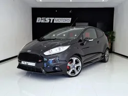 Preto Usado 2013 Ford Fiesta Citadino | € 13.900 (Preço justo)