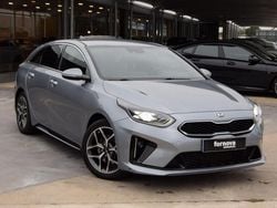 Cinzento Usado 2019 Kia ProCeed Citadino | € 18.900 (Preço justo)
