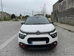 Branco Usado 2022 Citroën C3 PureTech Citadino | € 13.750 (Preço justo)