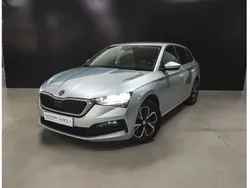 Cinza claro normal Usado 2023 Skoda Scala Citadino | € 17.999 (Preço justo)