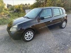 Usado 2001 Renault Clio II Sedan | € 1.250 (Preço justo)
