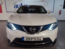 Branco Usado 2015 Nissan Qashqai 360º SUV | € 14.500 (Preço justo)