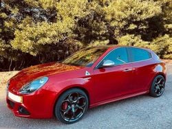 Usado 2012 Alfa Romeo Giulietta Quadrifoglio Verde | € 20.000
