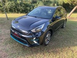 Azul Usado 2021 Kia e-Niro SUV | € 22.990 (Preço justo)
