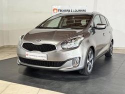 Cinzento Usado 2016 Kia Carens Monovolume | € 16.500 (Preço justo)