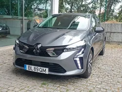 Cinza Usado 2024 Mitsubishi Colt | € 16.950 (Preço justo)
