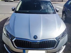 Cinzento Usado 2021 Skoda Octavia Carrinha | € 22.500 (Preço justo)
