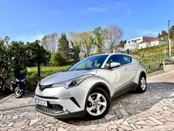 Cinza Usado 2017 Toyota C-HR Comfort SUV | € 16.850 (Preço elevado)