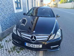 Preto Usado 2013 Mercedes E250 Coupé | € 23.500 (Preço justo)