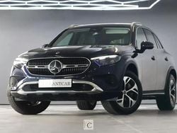 Azul escuro Usado 2023 Mercedes GLC300e SUV | € 66.500 (Preço justo)