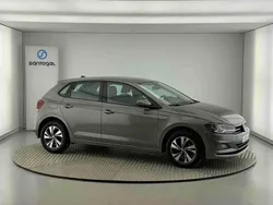 Cinzento Usado 2021 VW Polo | € 16.600 (Preço justo)