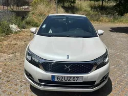 Branco Usado 2018 DS Automobiles DS4 Citadino | € 14.000