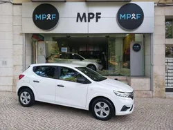 Branco Novo 2024 Dacia Sandero Citadino | € 13.990