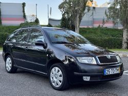 Usado 2002 Skoda Fabia Carrinha | € 2.499 (Preço justo)
