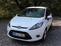 Branco Usado 2011 Ford Fiesta Citadino | € 6.500 (Preço justo)
