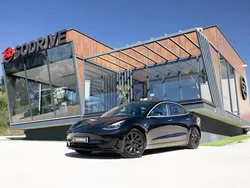 Preto Usado 2020 Tesla Model 3 Sedan | € 22.900 (Preço justo)