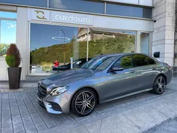 Cinzento cinzento, preto Usado 2019 Mercedes E220 Sedan | € 33.900 (Bom preço)