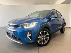 Azul Usado 2025 Kia Stonic SUV | € 21.990 (Preço elevado)