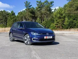 Azul Usado 2017 VW e-Golf Citadino | € 12.990 (Bom preço)