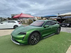 Verde Usado 2021 Porsche Taycan Sedan | € 73.990 (Preço justo)
