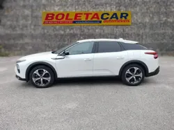 Branco Usado 2023 Citroën C5 X Feel Sedan | € 35.000 (Bom preço)