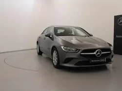 Cinzento Usado 2021 Mercedes CLA200 Carrinha | € 35.990 (Preço justo)