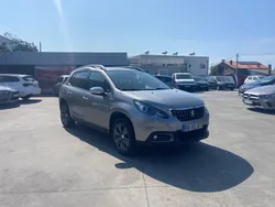 Cinza Usado 2019 Peugeot 2008 Style SUV | € 12.500 (Preço justo)