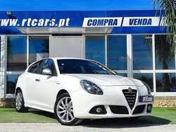 Branco Usado 2014 Alfa Romeo Giulietta Citadino | € 10.980