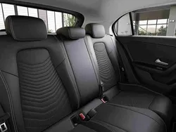Preto Novo 2025 Mercedes A250 Citadino | € 46.925 (Bom preço)