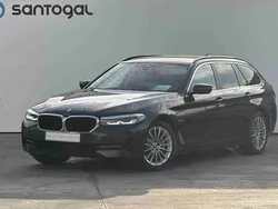 Cinzento Usado 2024 BMW 530e Carrinha | € 47.900 (Preço justo)