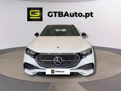 Branco Usado 2024 Mercedes E300 AMG line Carrinha | € 59.999