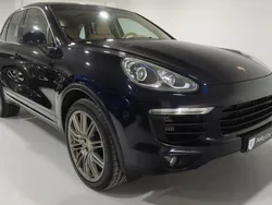 Azul Usado 2016 Porsche Cayenne SUV | € 49.900 (Preço elevado)