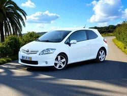 Branco Usado 2010 Toyota Auris Citadino | € 7.450 (Bom preço)
