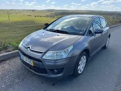 Cinzento Usado 2010 Citroën C4 Coupé | € 3.700 (Preço justo)