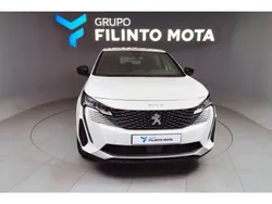 Branco Usado 2023 Peugeot 5008 Active Monovolume | € 28.790 (Preço justo)