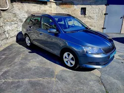 Cinza Usado 2015 Skoda Fabia Elegance Carrinha | € 9.450