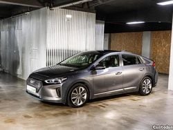 Cinza Usado 2018 Hyundai Ioniq Citadino | € 14.990